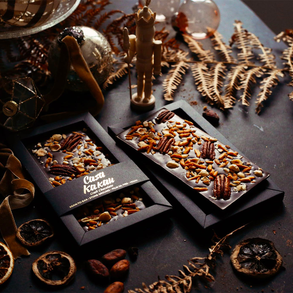 Занаятчийски Шоколад с Три Вида Ядки