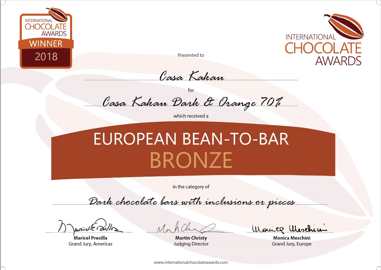 Черен шоколад с портокалови корички